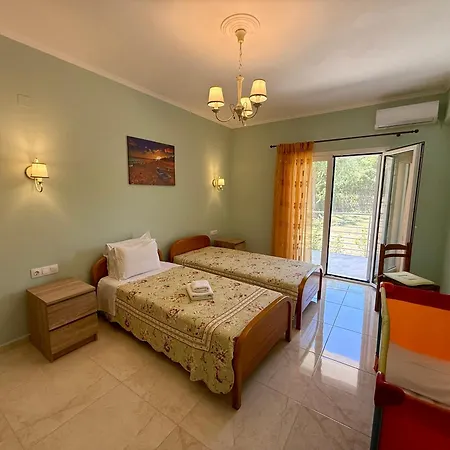 Thomas * Dassia (Corfu)